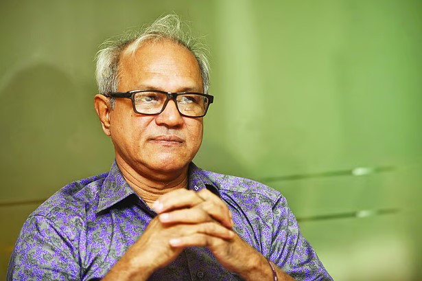 আমার কাজটাই হলো যেটা তুঙ্গে ওঠে, সেটা ছেড়ে দেওয়া— রকিব হাসান